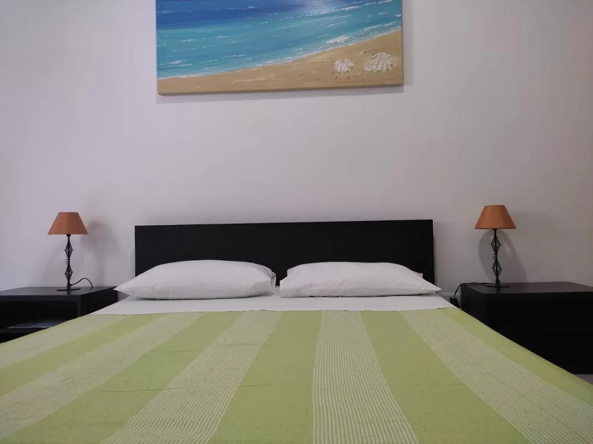 La Saponeria Guest House contacts
